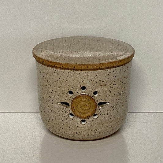 Garlic Pot