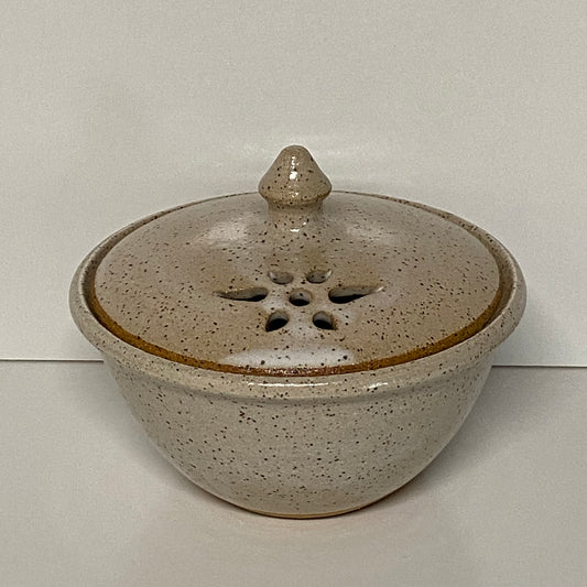 Garlic Pot