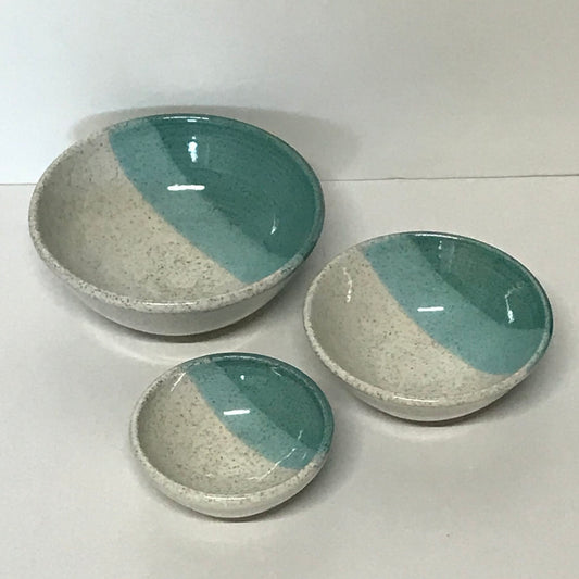 Nesting Bowls - Green & White Stripped